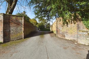 Photo 12- click for photo gallery